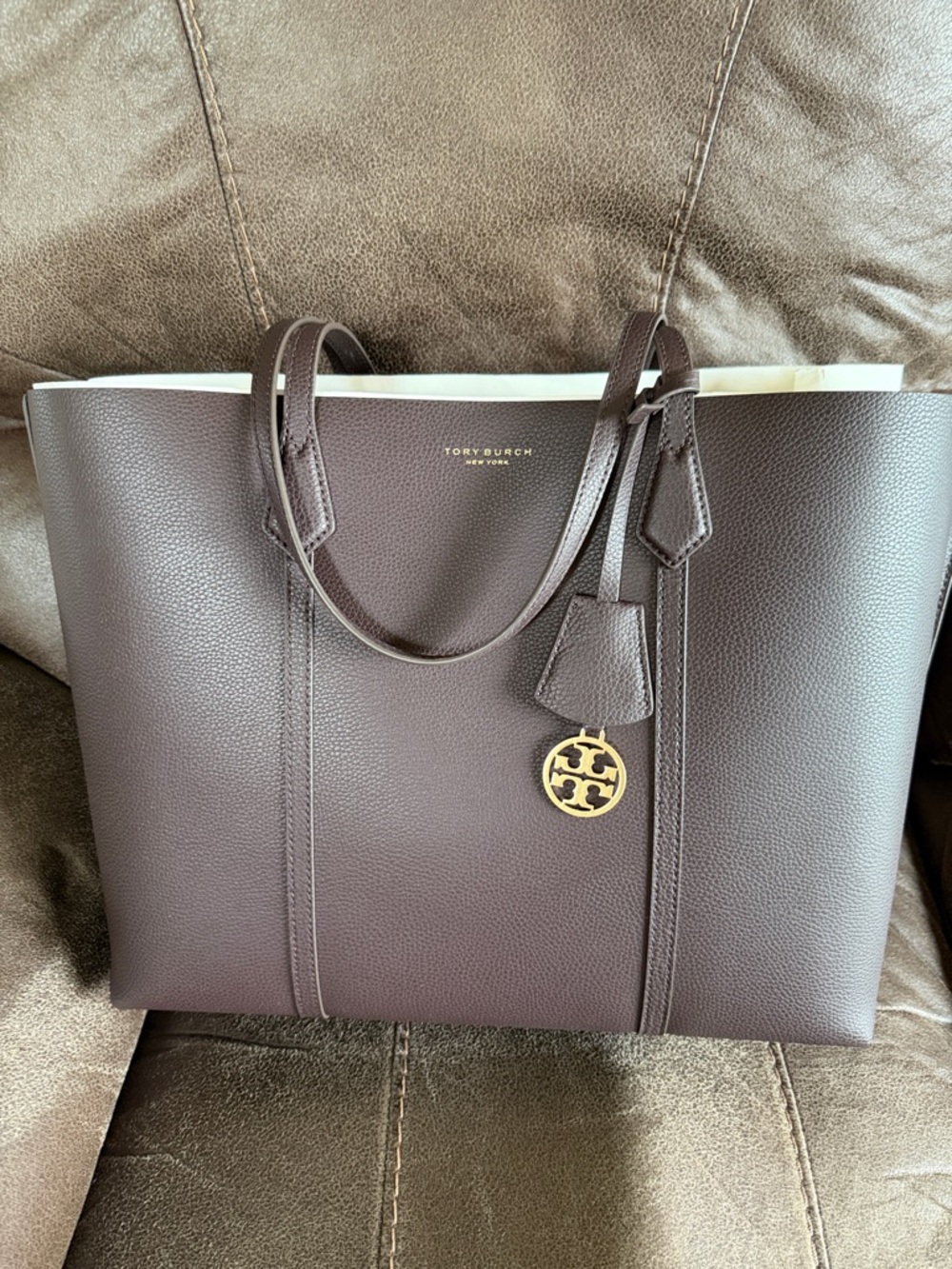 Tory Burch Perry Triple Compartment Leather Tote - Picture 7 of 14